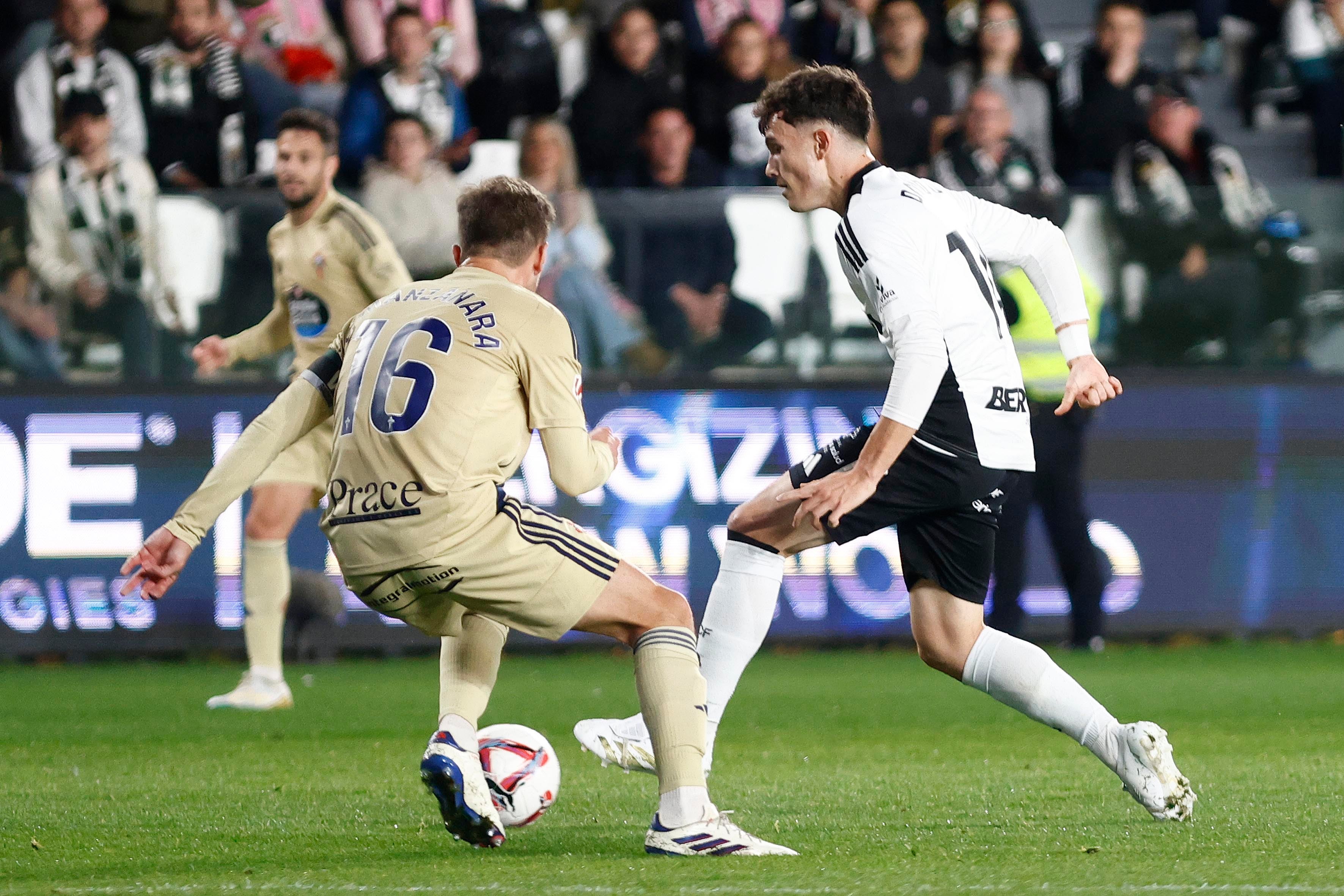 Así ha sido, en imágenes, el empate del Burgos CF y el Recing de Ferrol