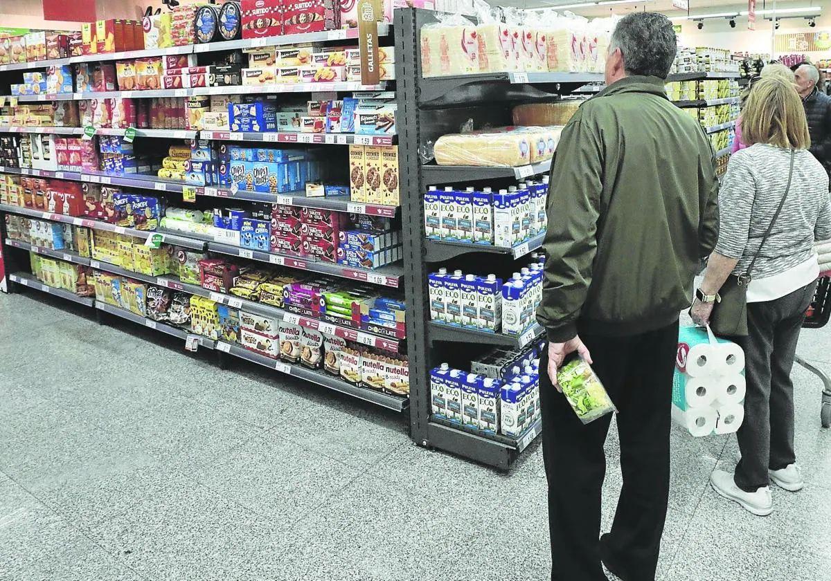 Burgos ya cuenta con dos supermercados abiertos los 365 días del año.