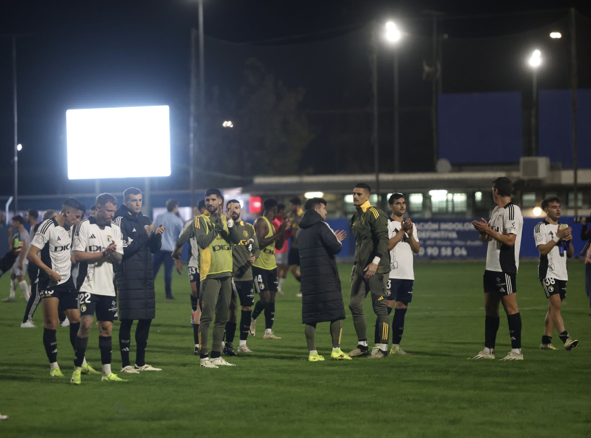 El partido entre el CD Móstoles y el Burgos CF, en imágenes