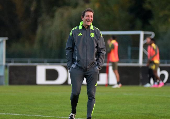 Ramis ya ha dirigido su primer entrenamiento con el Burgos CF.