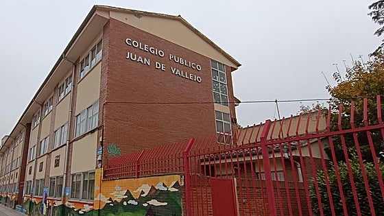 El Juan de Vallejo exige más profesorado para cubrir la reducción de horas lectivas