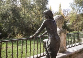 Escultura de Burgos, «Chica mirando al río Arlanzón»