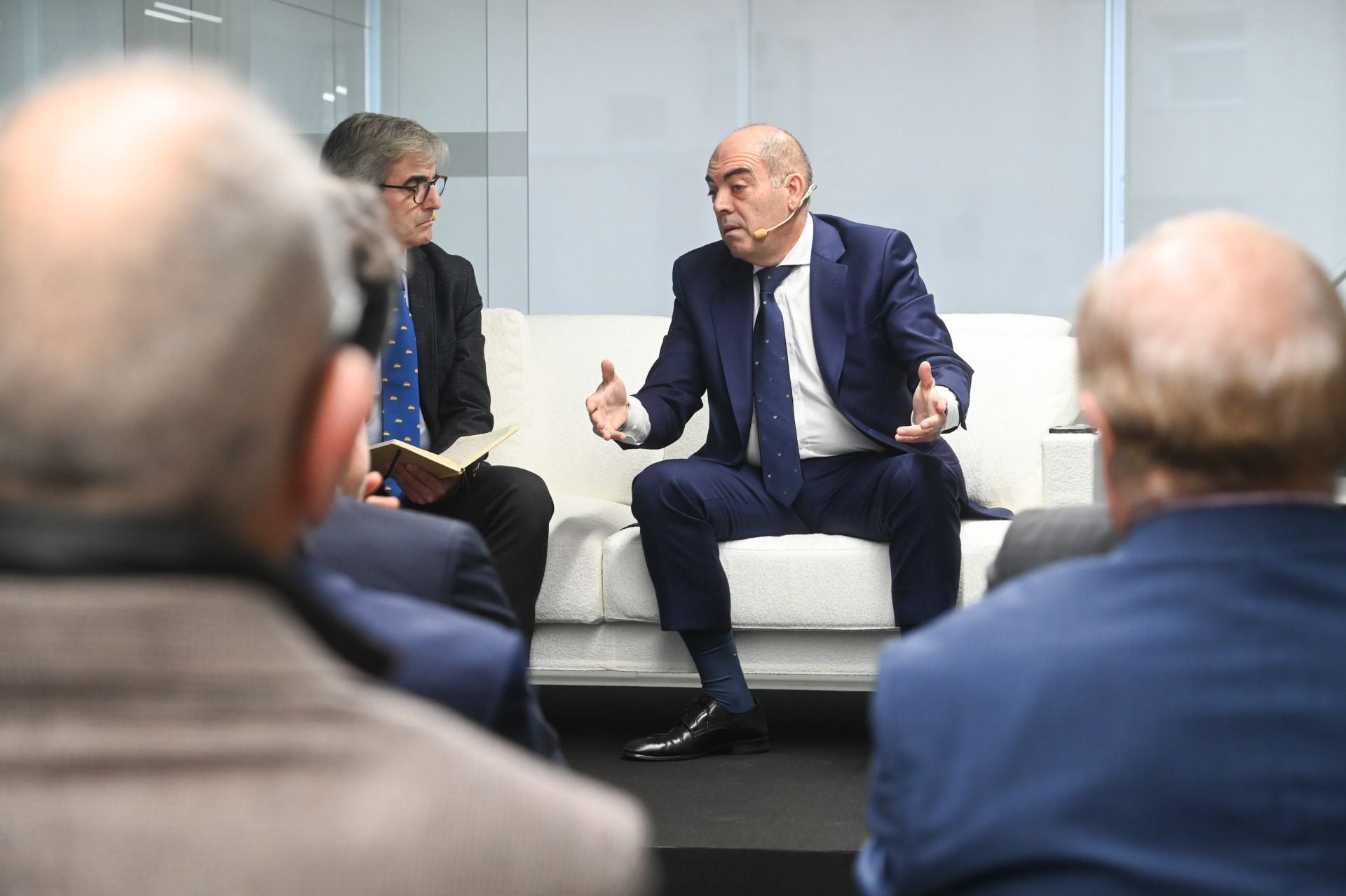 La ponencia de Lorenzo Amor en el Foro Económico de Burgosconecta, en imágenes