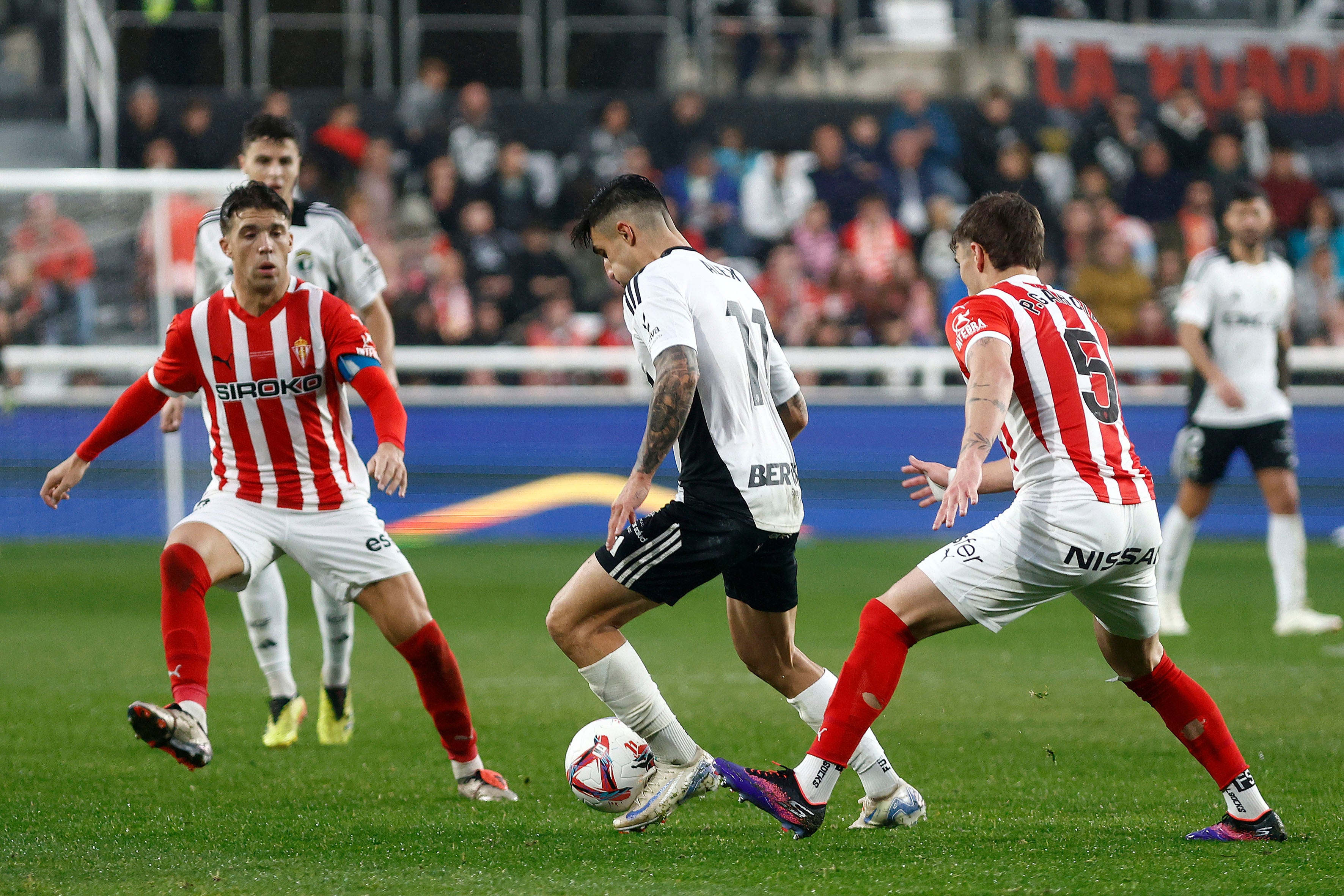 Así ha sido, en imágenes, la derrota del Burgos CF ante el Sporting