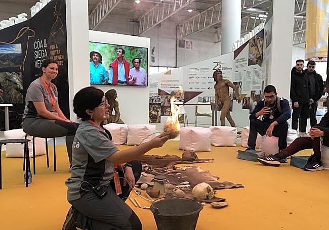 Demostración del fuego en la prehistoria.