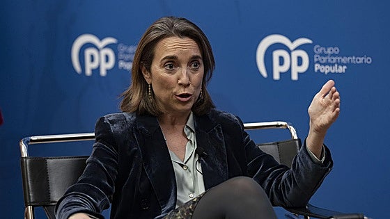 Gamarra defiende el municipalismo como principio «básico para defender a todos los españoles»