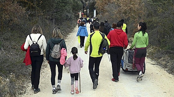 Marcha a los yacimientos de Atapuerca para conmemorar sus 24 años como Patrimonio de la Humanidad