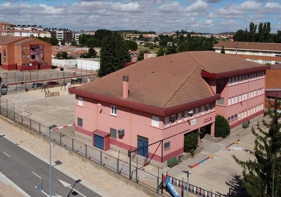 Vista del CEIP Santa Catalina de Aranda de Duero.