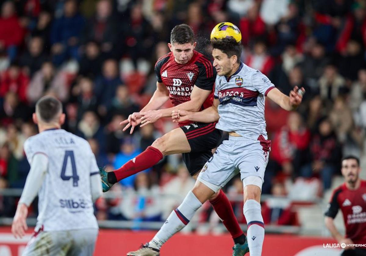 El Mirandés remontó su encuentro ante el Levante.