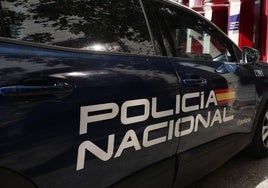 Imagen de archivo de un furgón de la Policía Nacional.