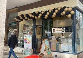 Nuevo local para merendar en la Plaza Mayor de Burgos.