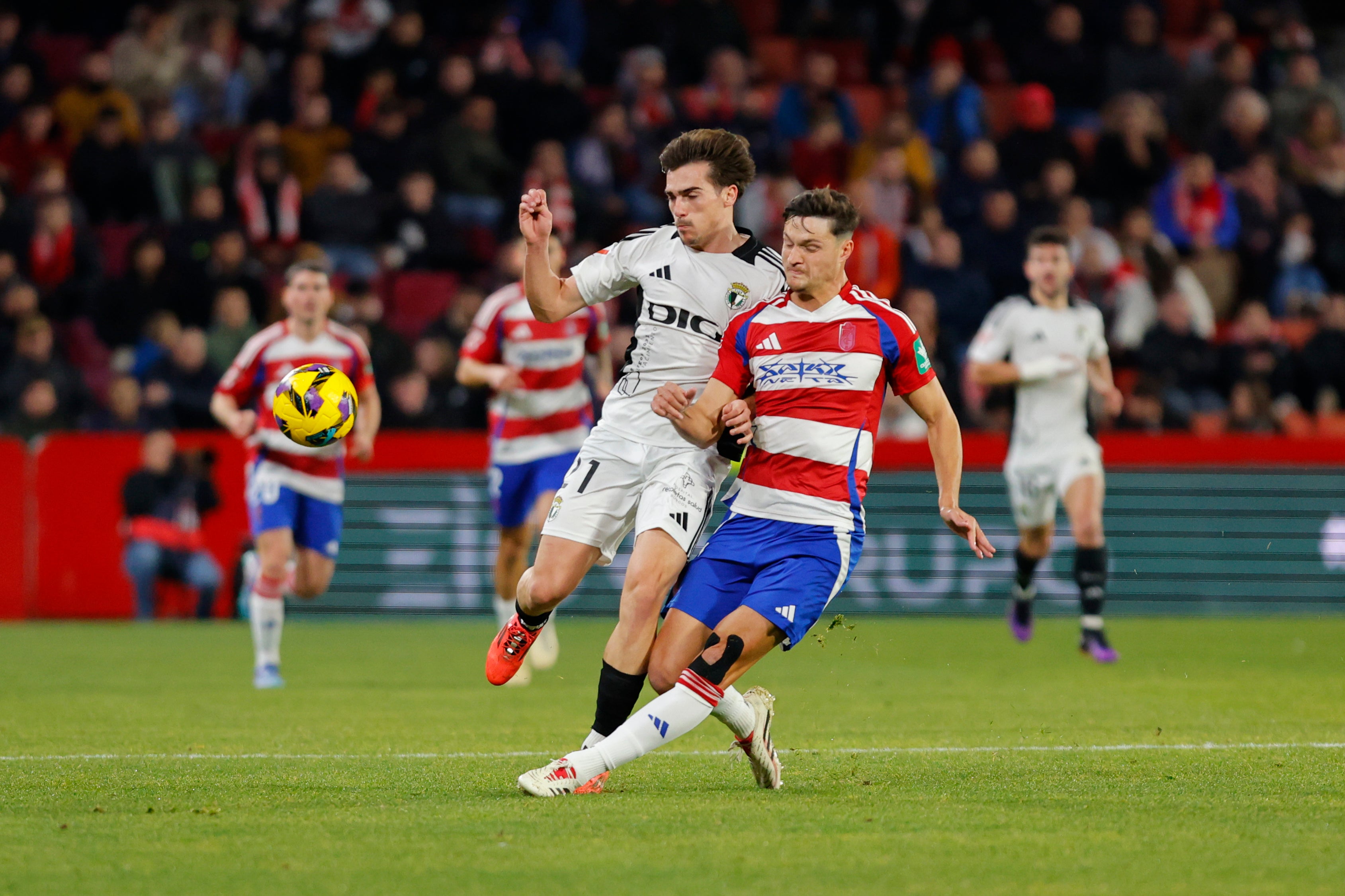 Así ha sido, en imágenes, el encuentro entre el Granada CF y el Burgos CF