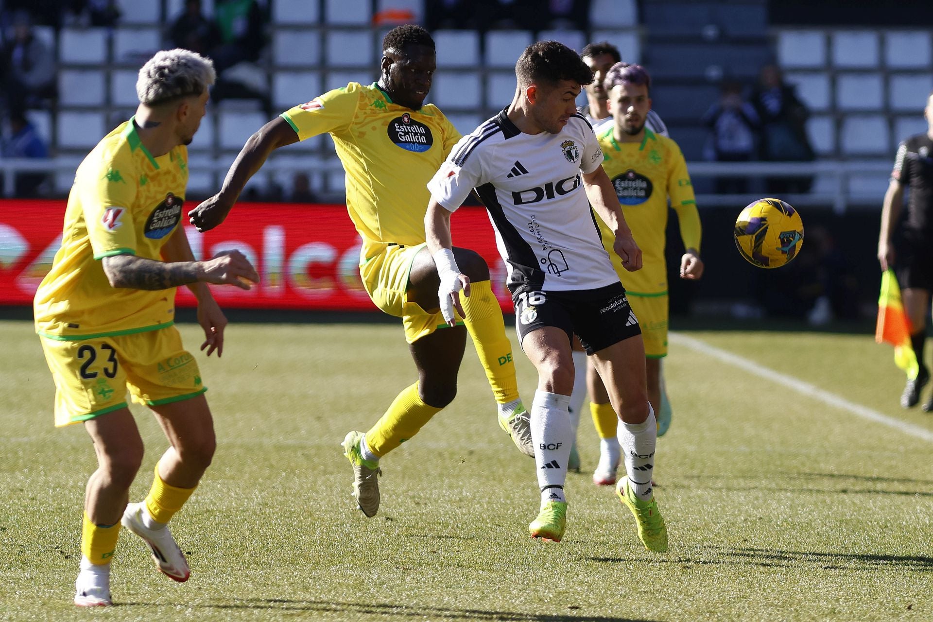 El Burgos CF cae derrotado por la mínima ante el Dépor