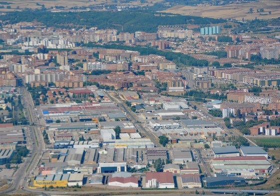 Imagen aérea de Burgos, con el polígono de Gamonal en primer términi.