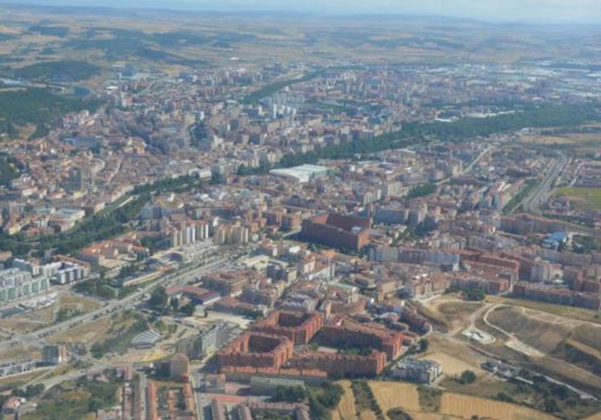 Vista aérea del casco urbano de Burgos.