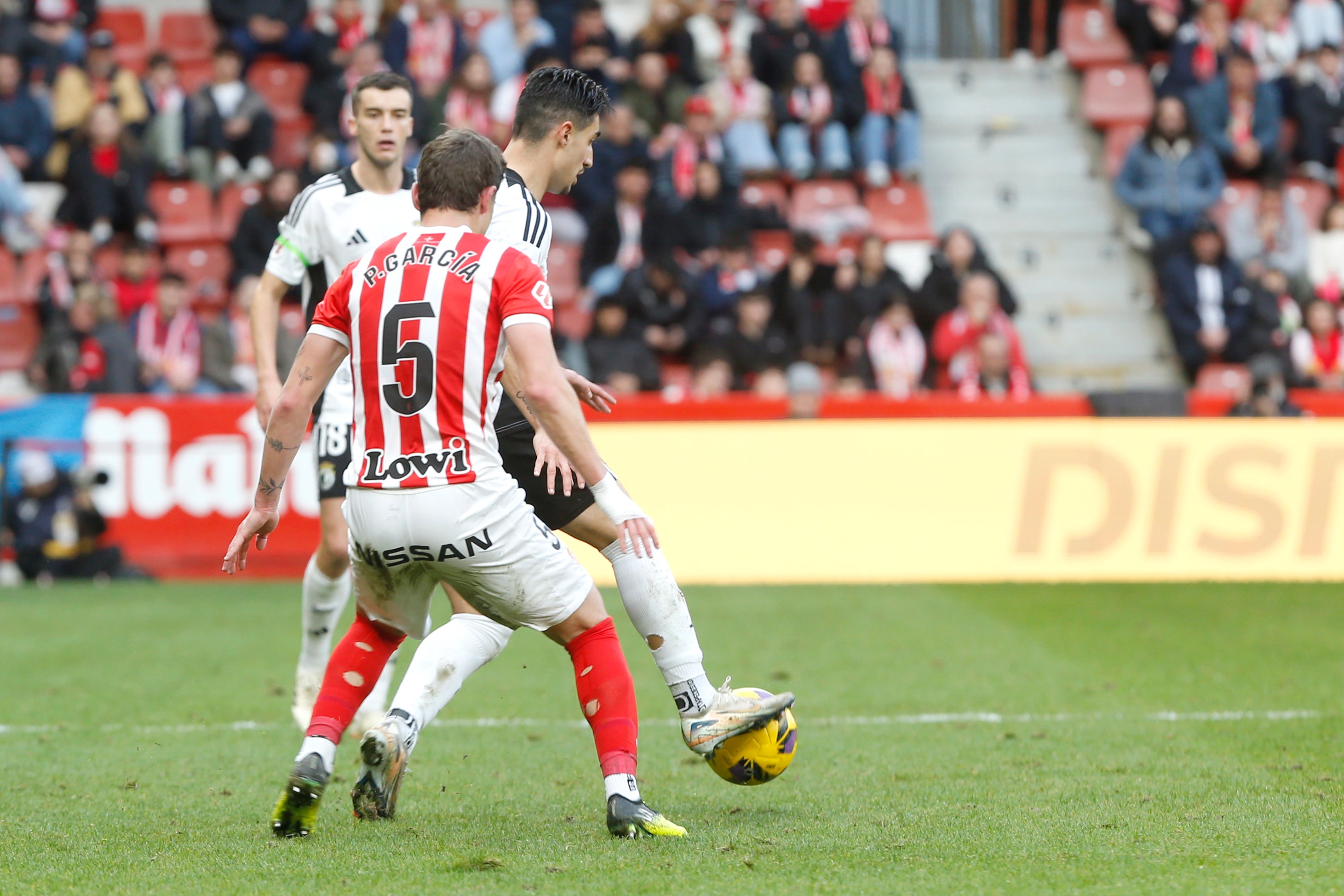 Así ha sido, en imágenes, la derrota del Burgos CF en Gijón