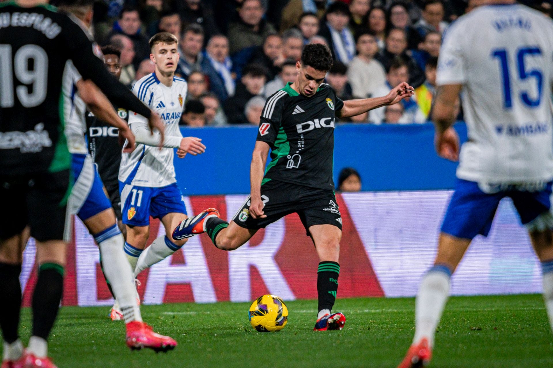 Las imágenes del encuentro entre el Real Zaragoza y del Burgos CF