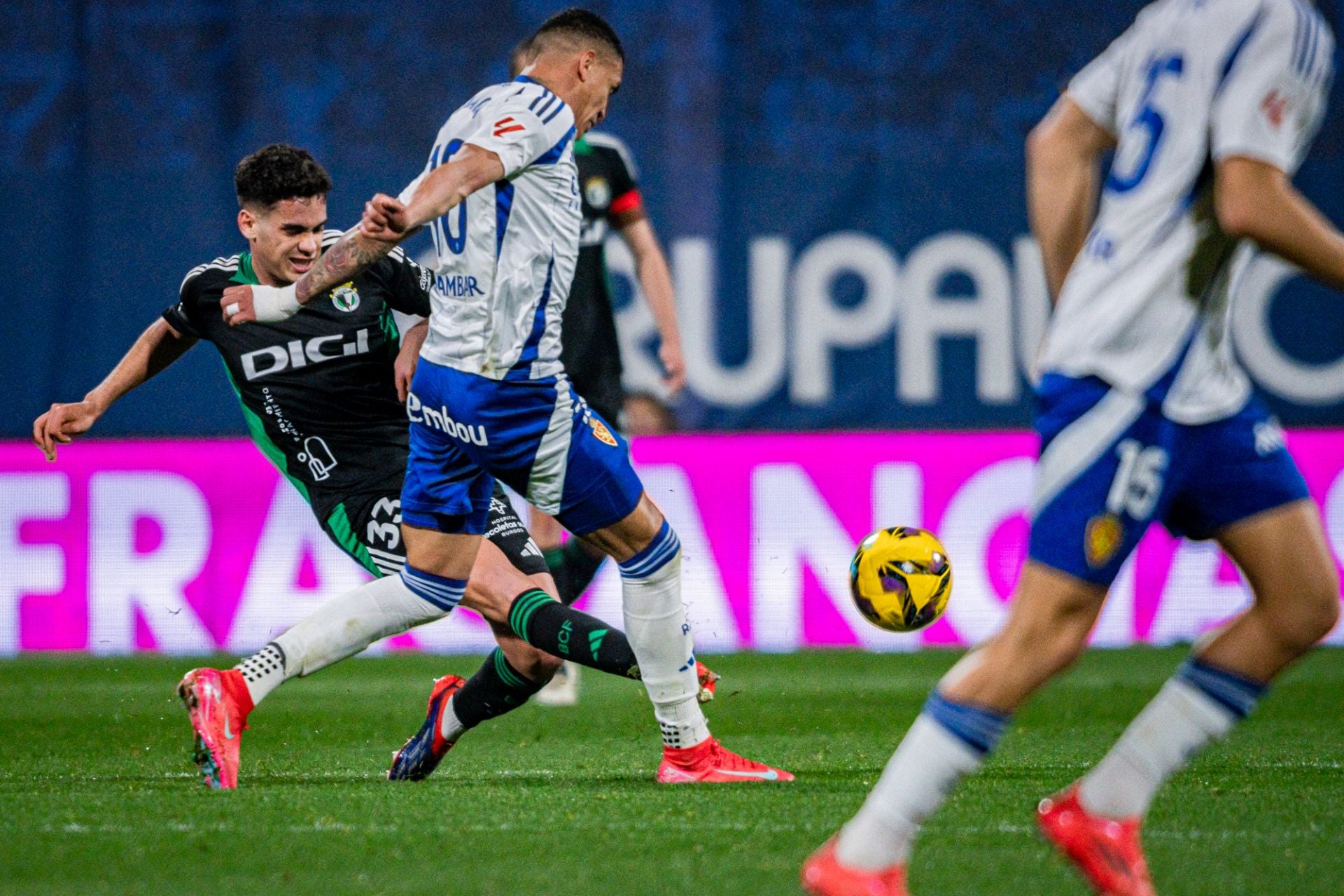 Las imágenes del encuentro entre el Real Zaragoza y del Burgos CF