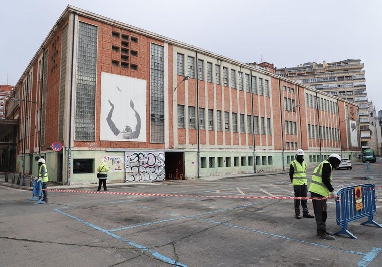 A lo largo de la jornada quedará completamente cerrada al tráfico la plaza Hortelanos.