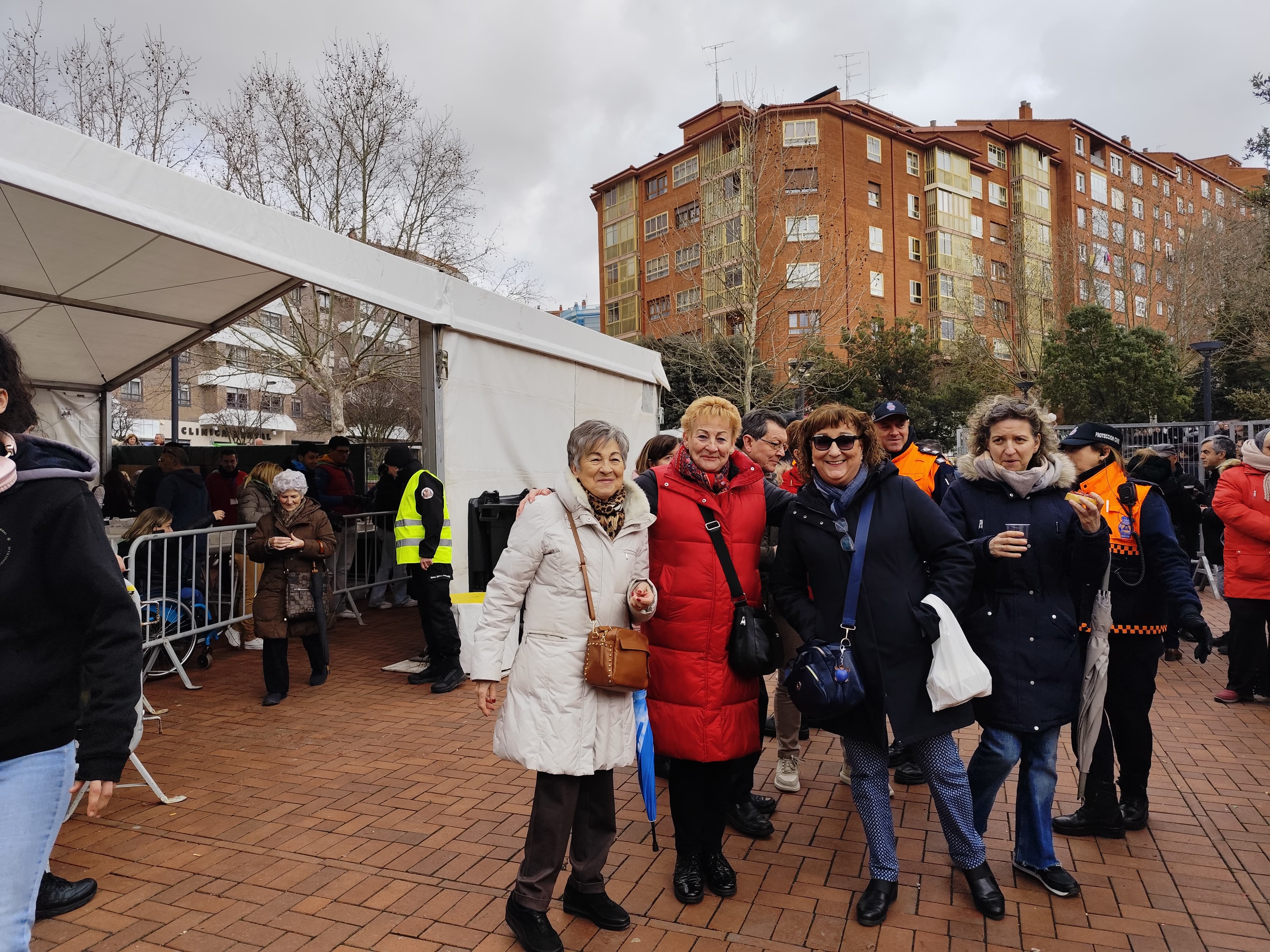 Así ha sido, en imágenes, el tracional reparto de cecina