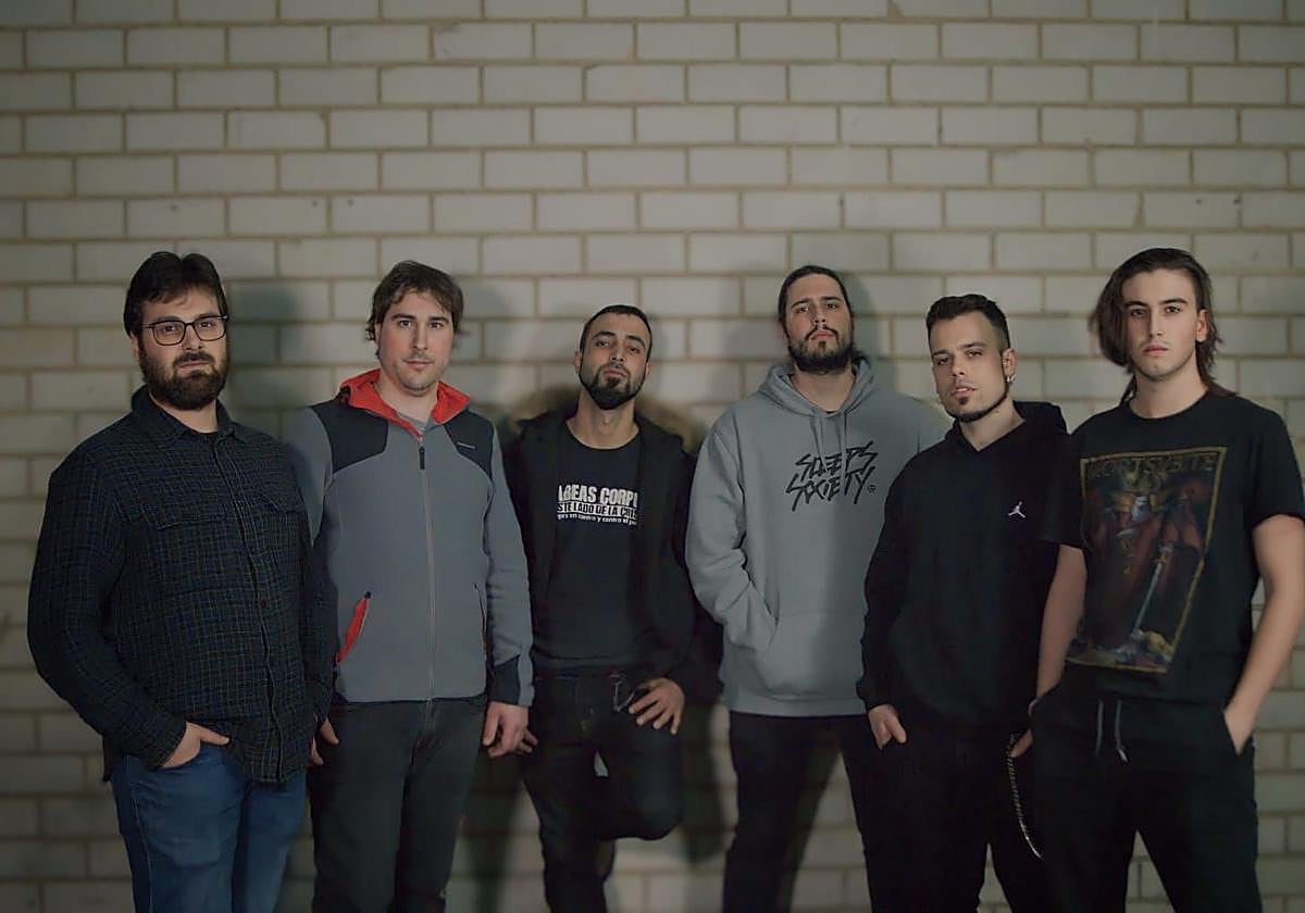 Integrantes del grupo Ascuas.