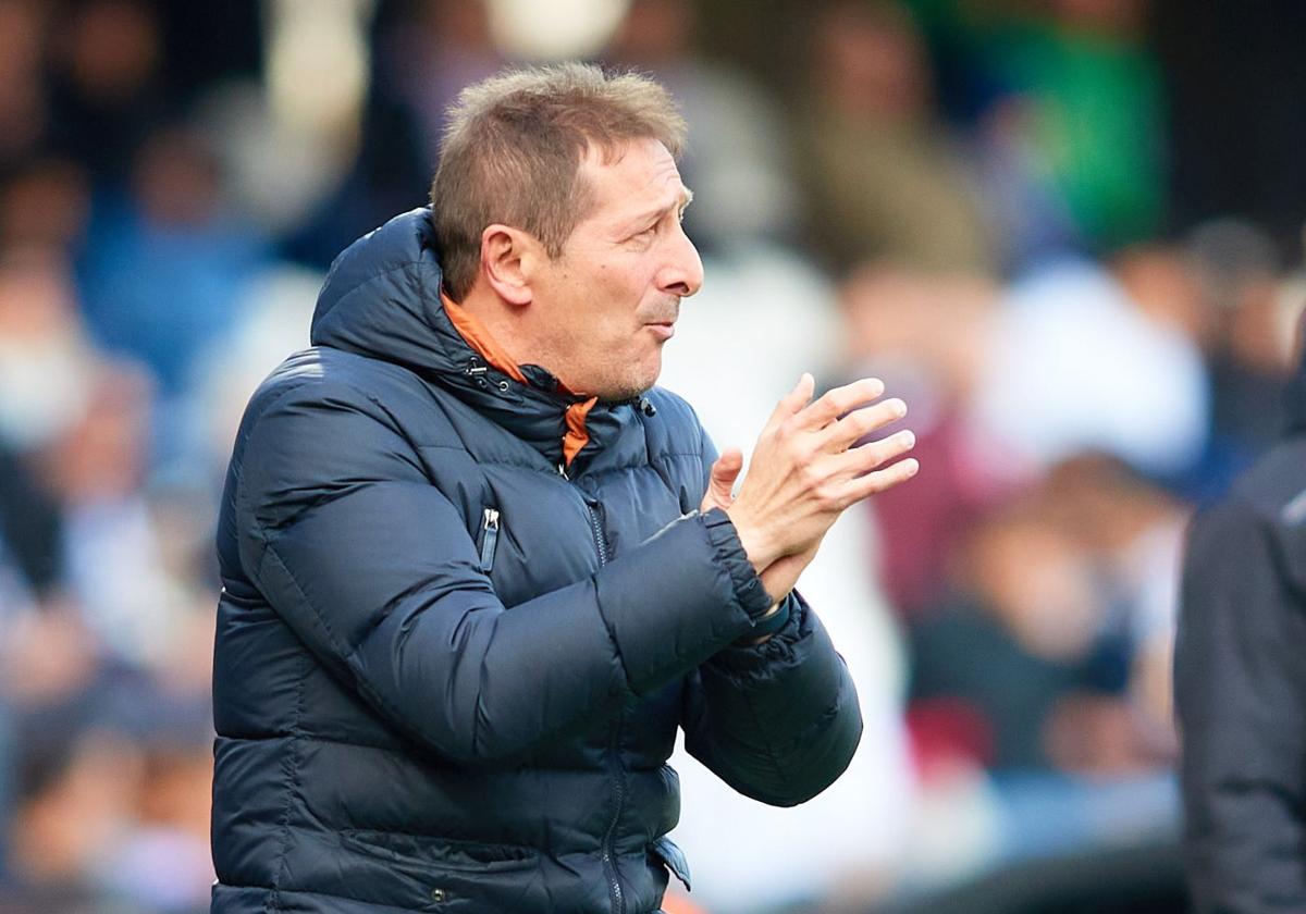 Luis Miguel Ramis, en el área técnica de Castalia.