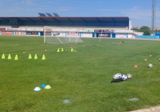 Imagen de archivo de las instalaciones del complejo deportivo Juan Carlos Higuero de Aranda donde han ocurrido los hechos.