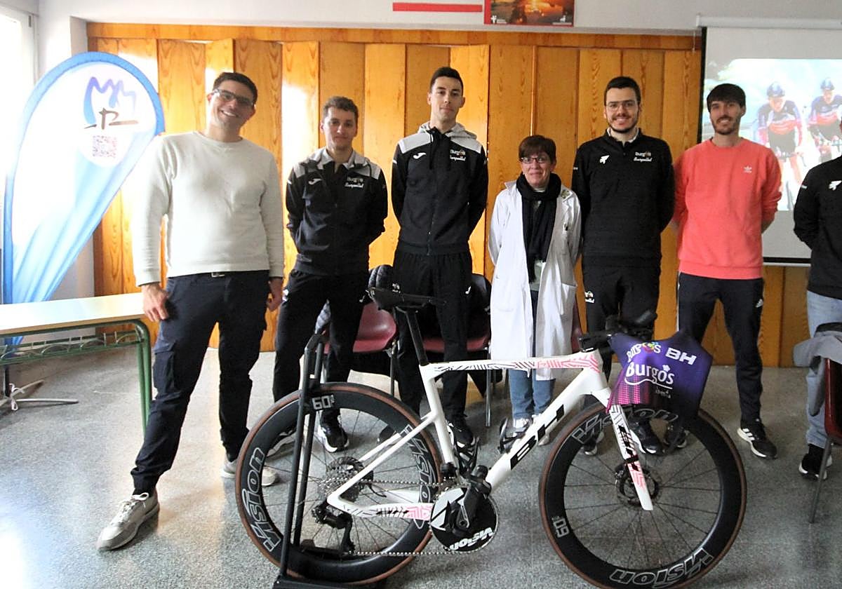 El Burgos Burpellet BH visitó el Colegio María Madre-Politecnos.