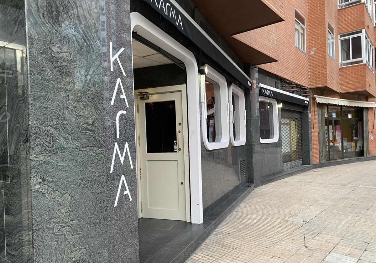 Fachada del bar Karma de Burgos