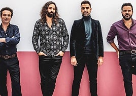 Integrantes del grupo Combo Paradiso.