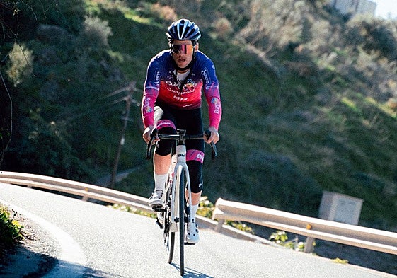 Antonio Angulo, durante la concentración de pretemporada en Almuñécar.