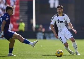 Florian Miguel, en un momento del partido frente al Eldense.