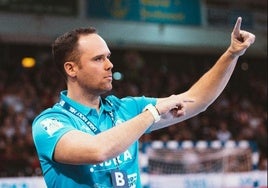El técnico del UBU San Pablo, Roi Sánchez.