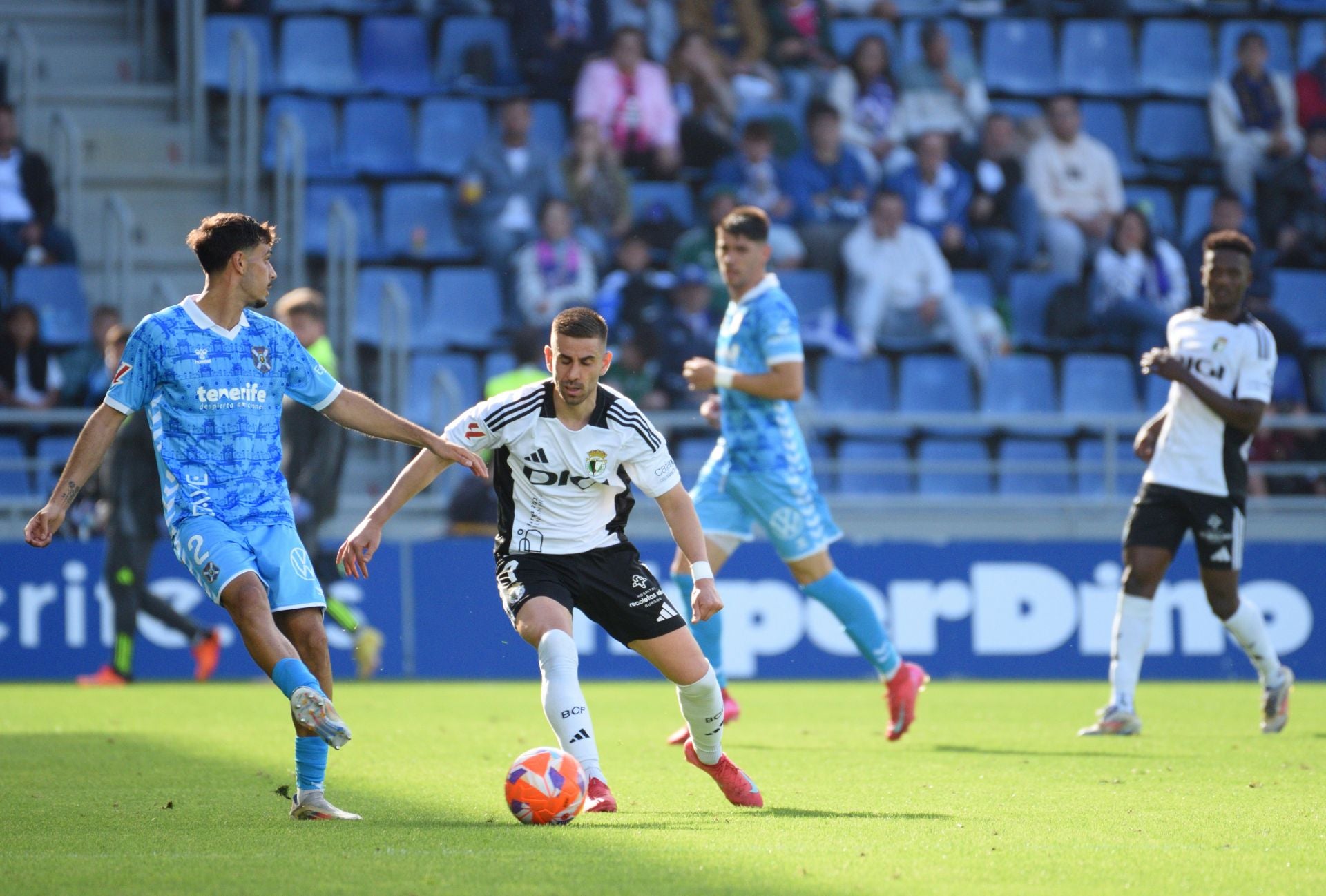 El empate del Burgos CF en Tenerife, en imágenes