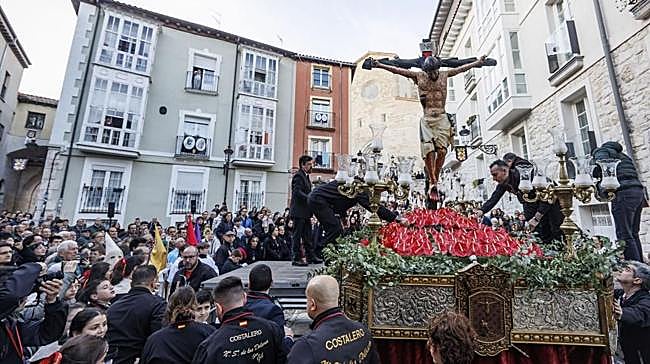¿Cuántas cofradías y hermandades de Semana Santa hay en Burgos?
