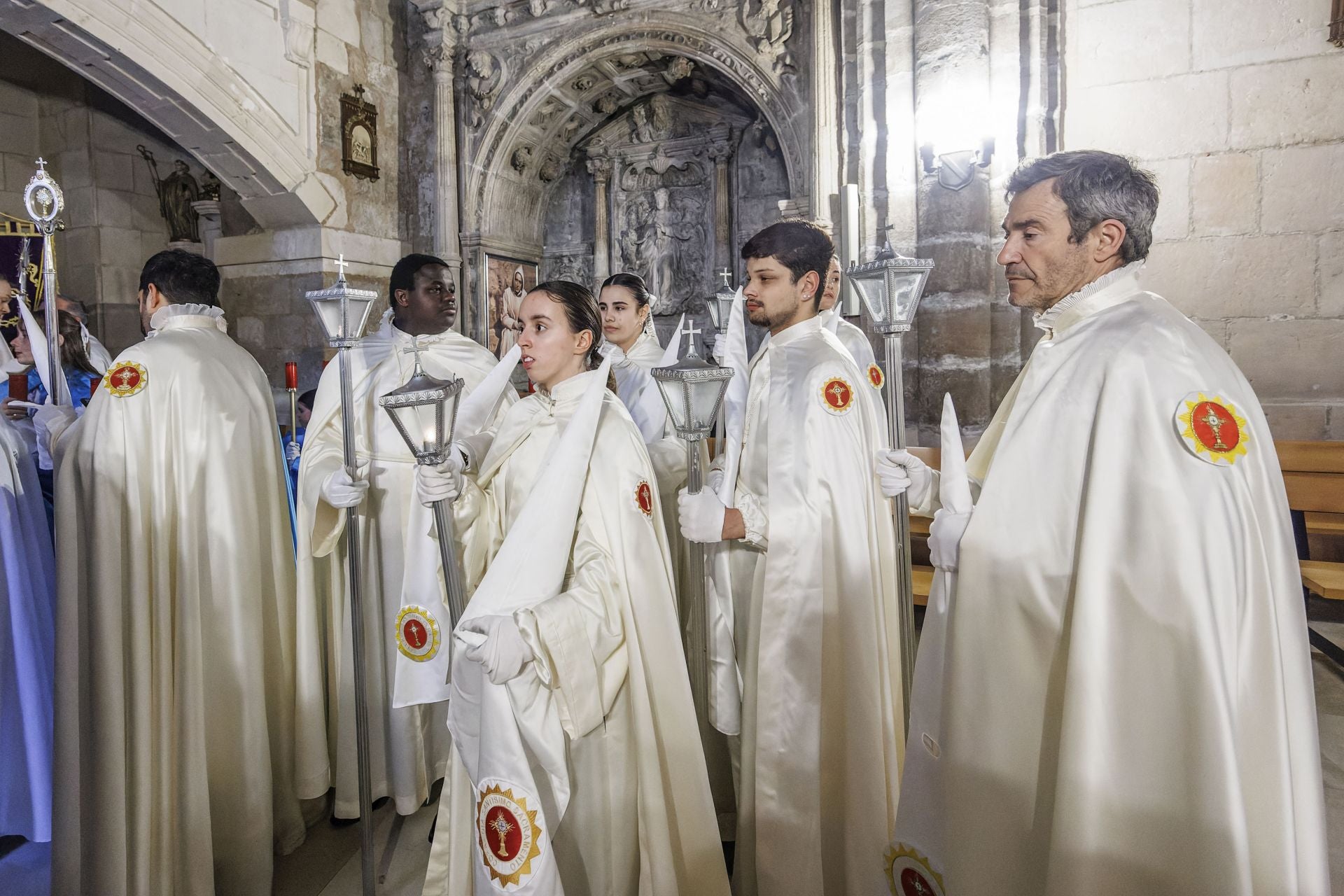 Así ha sido la procesión de la Soledad en el interior del templo