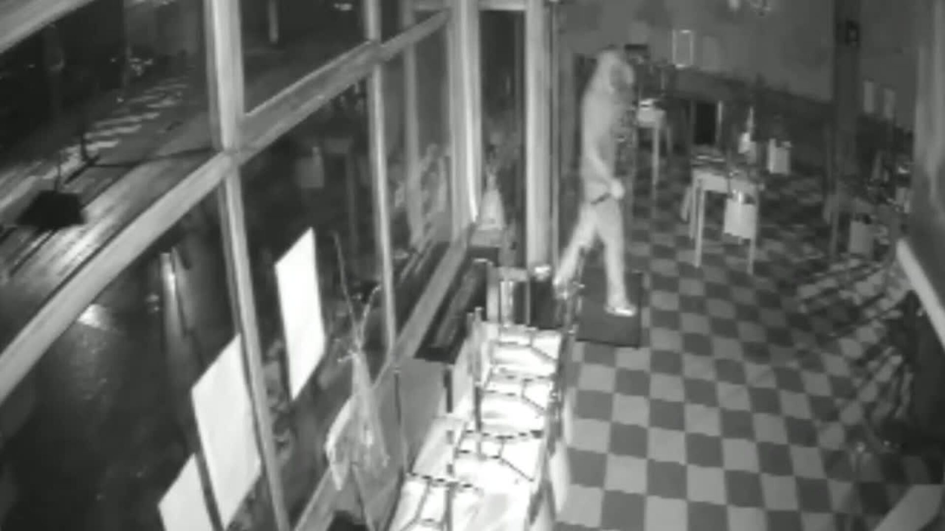 Estas son las imágenes que identificaron a dos ladrones de bares en la provincia de Burgos