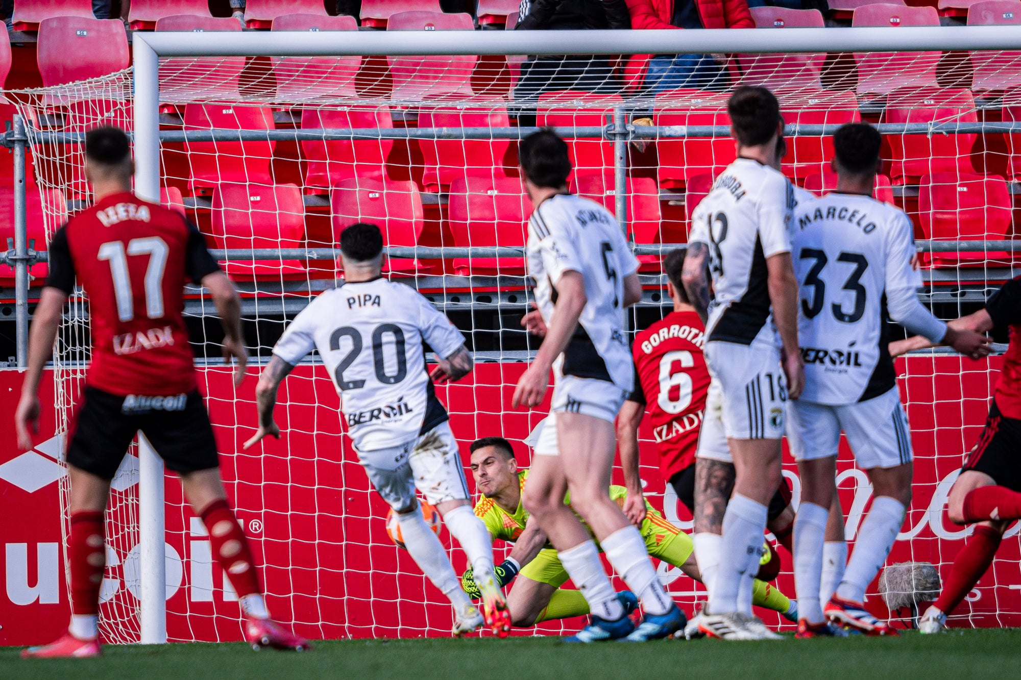 La derrota del Burgos CF en el derbi, en imágenes