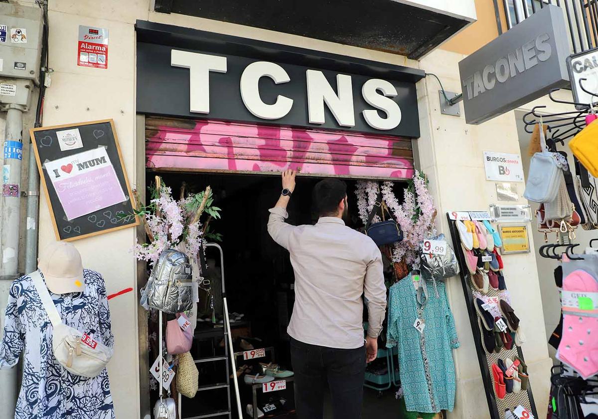 Numerosos comercios han tenido que echar la persiana antes de tiempo.