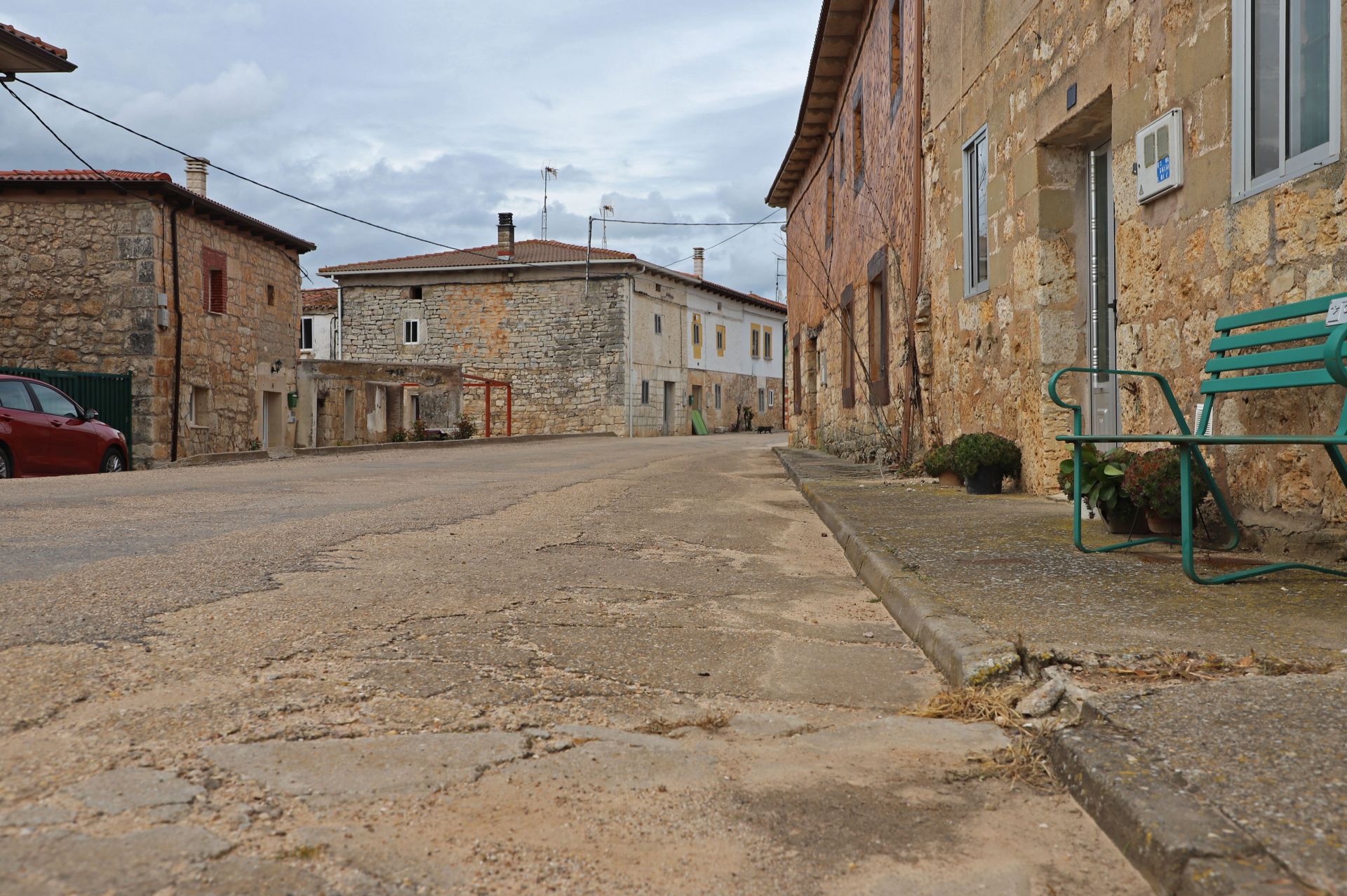 El mal estado de las calles de Villanueva Matamala, en imágenes
