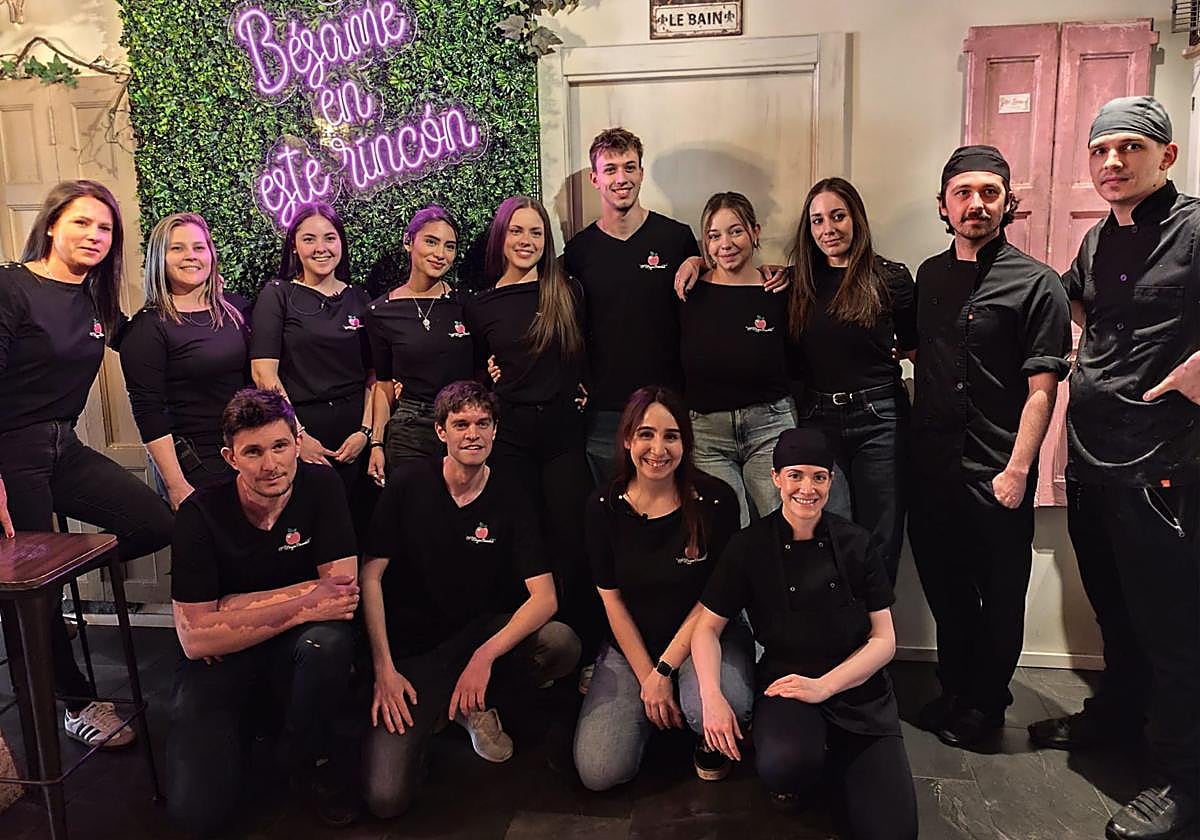 Equipo de El Bosque Encantado, en Burgos.