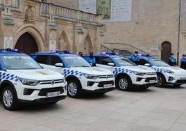 La Policía Local cuenta con una flota de 33 turismos y 12 motocicletas.