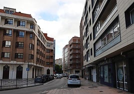 Calle Zorrilla, una pequeña calle del centro de Burgos.