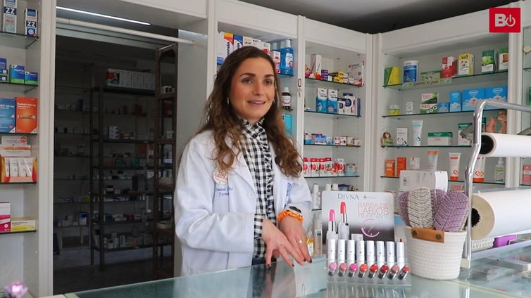 La joven de 28 años que ha tomado el relevo de una farmacia rural de Burgos