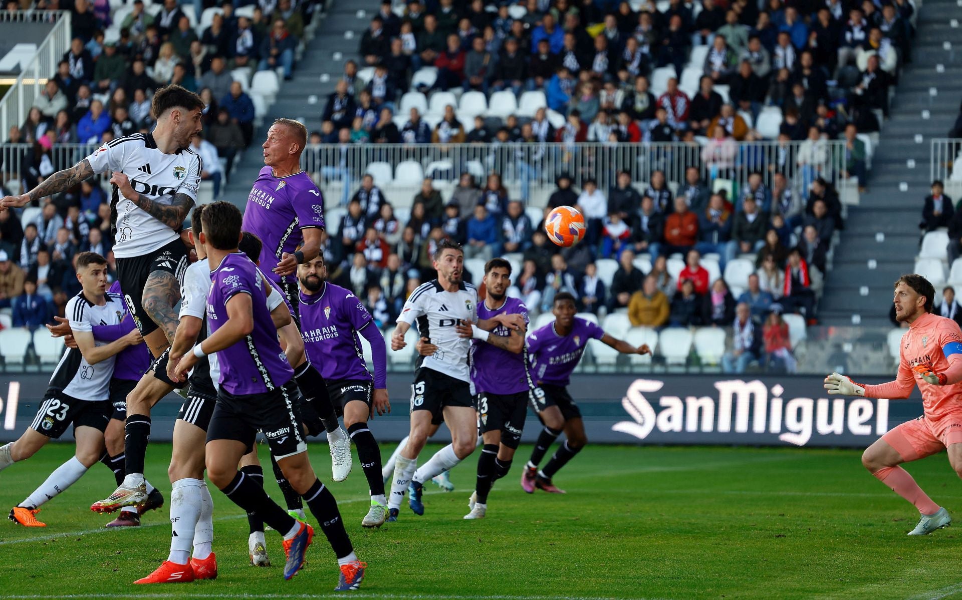 El partidazo del Burgos CF frente al Córdoba, en imágenes
