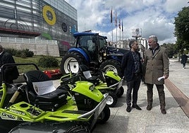 El responsable de la empresa Manuel Rodrigo y el edil Carlos Niño.