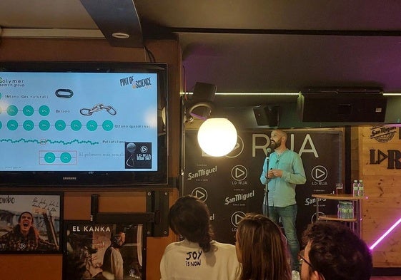 Imagen de una charla del 'Pint of Science', en una edición pasada.