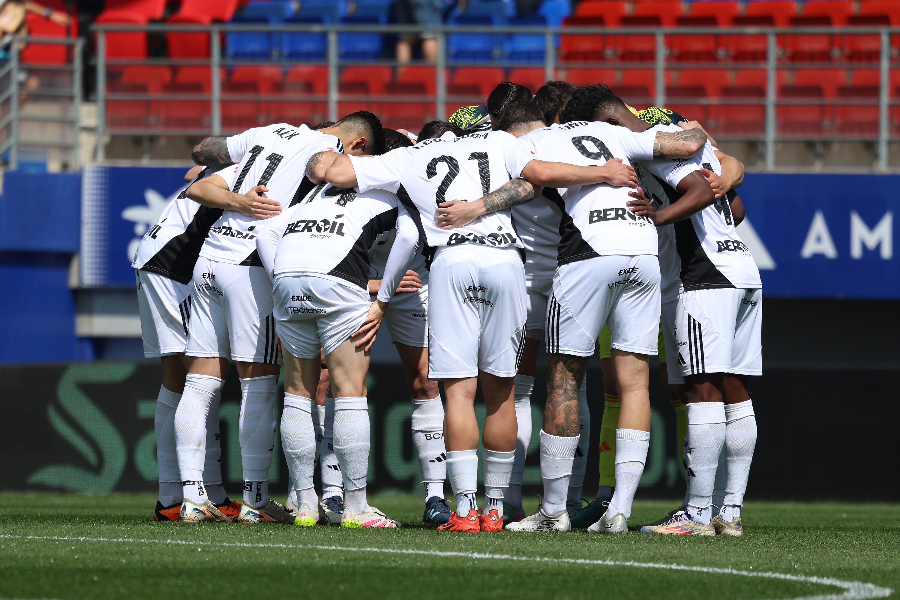 Así ha sido, en imágenes, la derrota del Burgos CF ante el Eibar