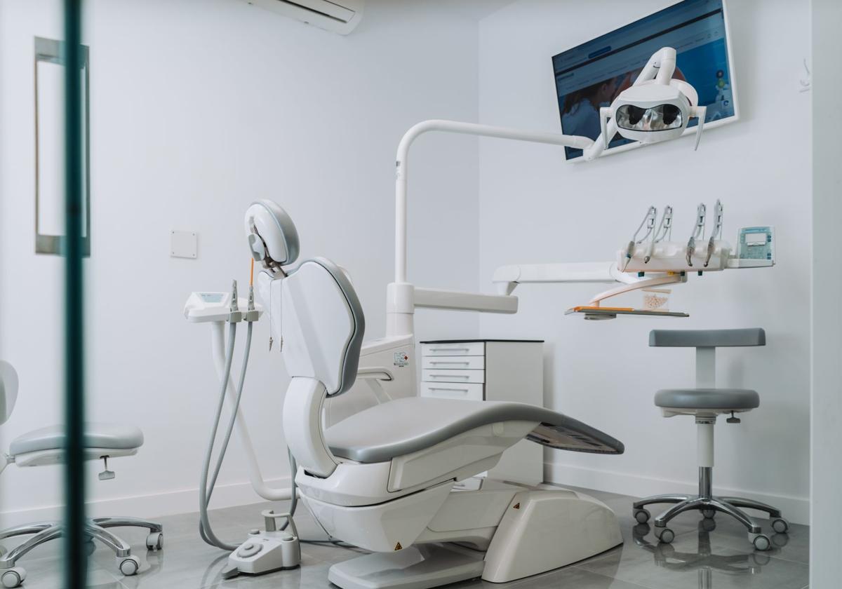 ¿Por qué es fundamental acudir al dentista antes del verano?