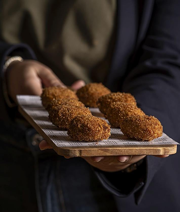 Imagen secundaria 2 - Abraza el culto y respeto a la brasa